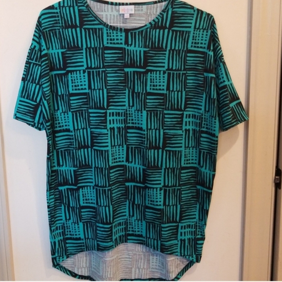 Lot of 4 Lularoe Irma Tees, XXS - Picture 4 of 6
